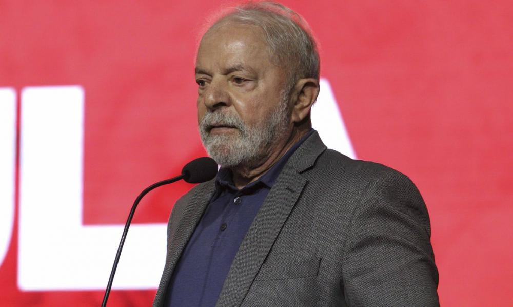 Avaliação negativa do governo Lula supera a positiva pela 1ª vez, mostra pesquisa