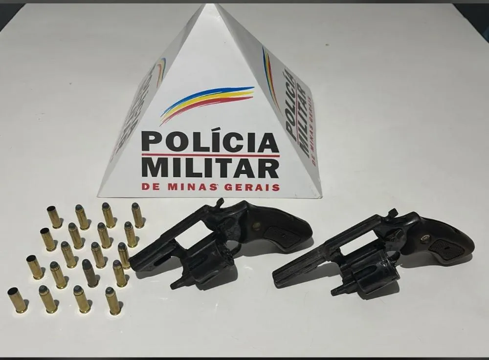 Indivíduo é Preso Com Duas Armas de Fogo em São Félix de Minas-MG