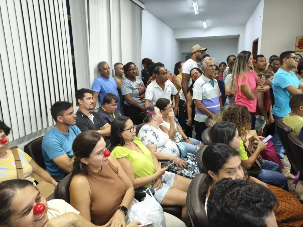 Revolta em Ecoporanga: Tíquete de R$ 1,2 Mil para Vereadores Provoca Tumulto e Protestos