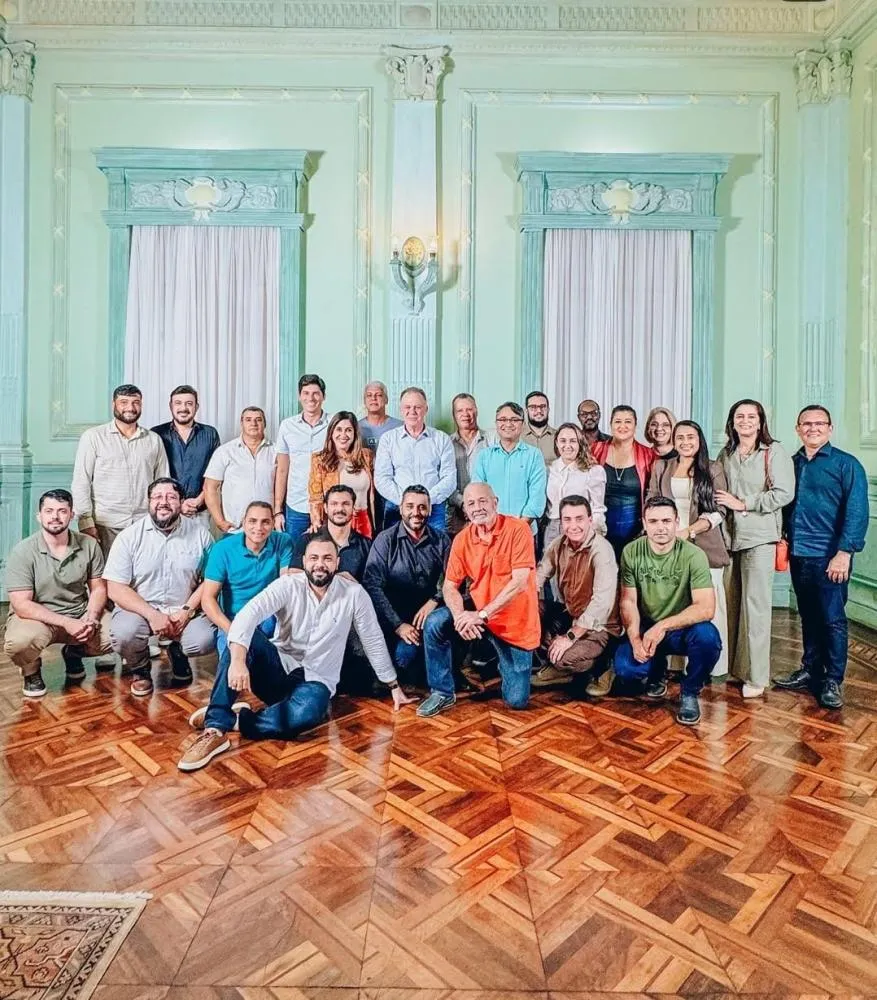 Mantenópolis Garante Conquistas Importantes em Reunião com o Governador Casagrande em Vitória-ES