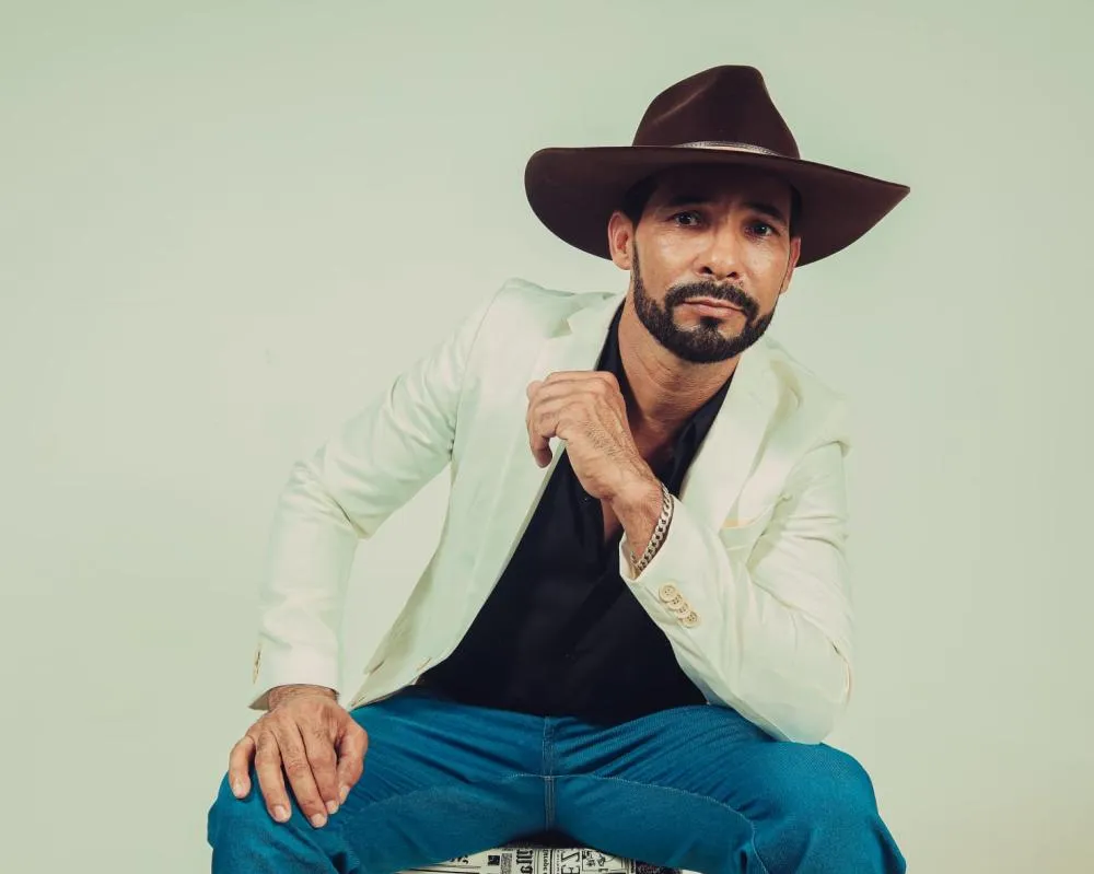 Marquinhos Marcos Emociona o Brasil com sua História e Conquista Destaque Nacional no Programa do Ratinho