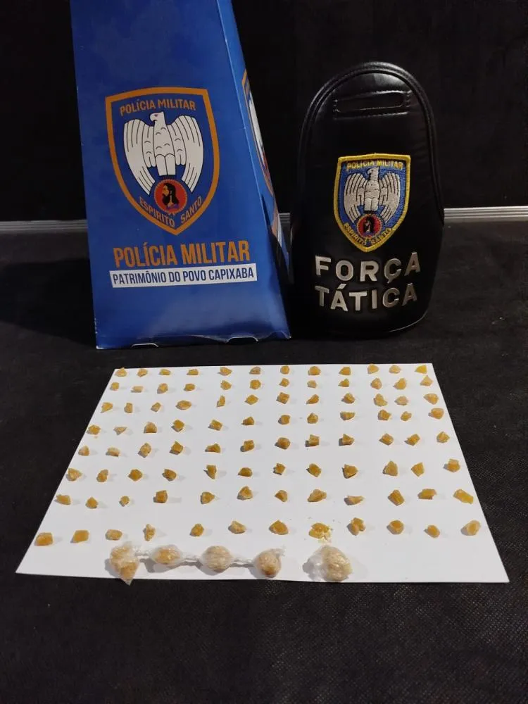 FORÇA TÁTICA DO 11º BPM APREENDEM MENOR COM MAIS DE 100 PEDRAS DE CRACK EM BARRA DE SÃO FRANCISCO