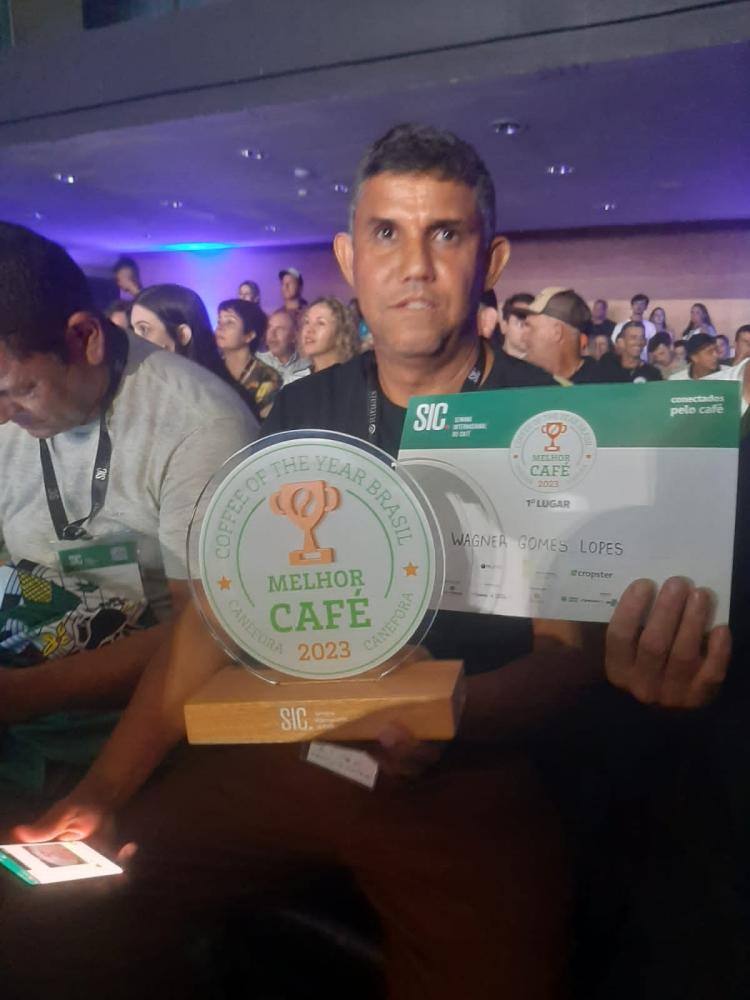 Café de Alto Rio Novo-ES Ganha em 1° lugar como o melhor café do Brasil