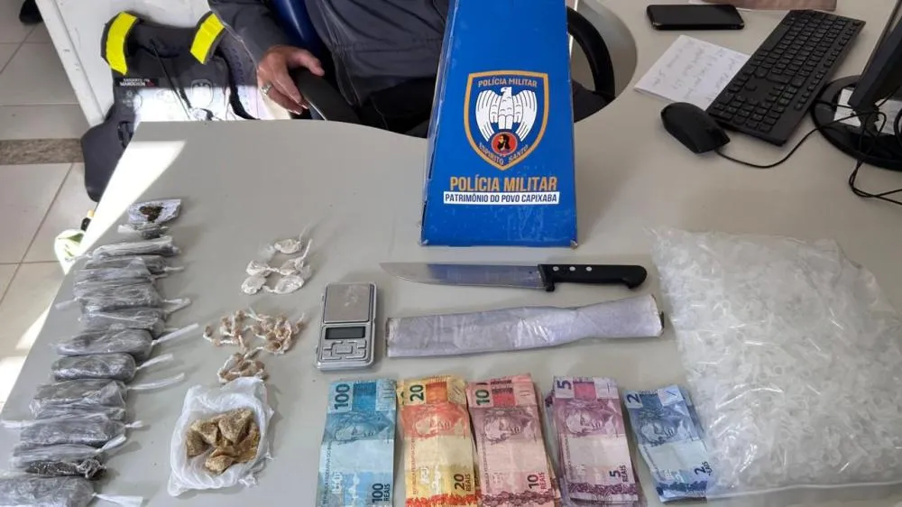 11º BPM APREENDE TRÊS ADOLESCENTES POR ATO INFRACIONAL ANÁLOGO AO TRÁFICO NO BAIRRO CRUZEIRO, BARRA DE SÃO FRANCISCO