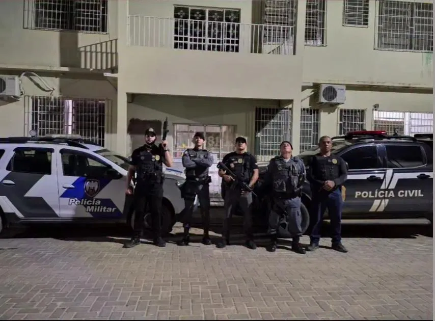 PCES Prende Suspeito Que Monitorava Redes Sociais da Delegacia Para Tentar Prever Operações em Mantenópolis-ES