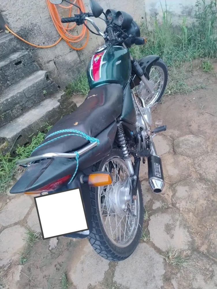 POLICIAIS DO 11º BPM RECUPERAM MOTOCICLETA FURTADA E IDENTIFICA ADULTERAÇÃO VEICULAR EM ECOPORANGA