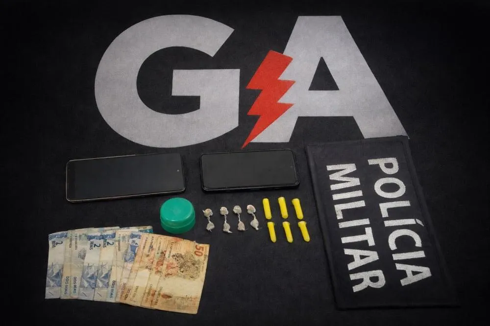 POLICIAIS DO 11º BPM APREENDEM MENORES E ENTORPECENTES EM ECOPORANGA