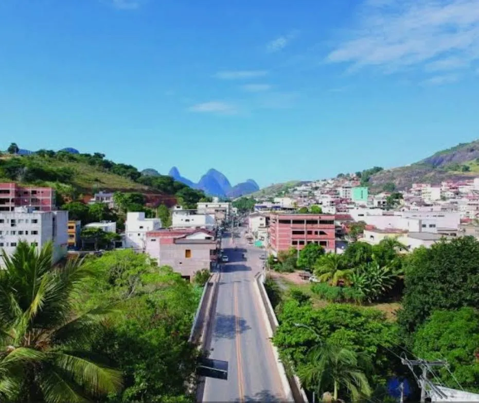 Selo de Ouro x Piso Salarial: Professores de Águia Branca se Mobilizam Pelo Cumprimento de Lei Federal