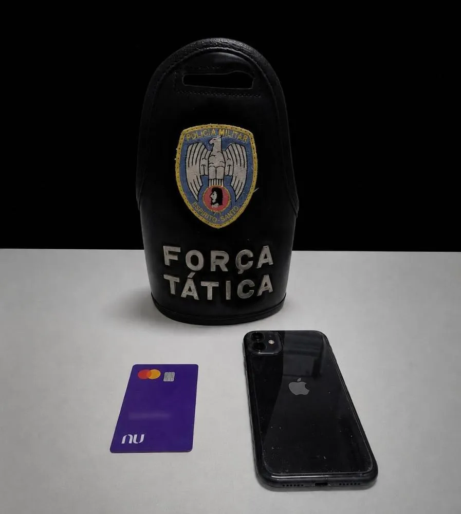 POLICIAIS DO 11º BPM RECUPERAM CELULAR FURTADO MINUTOS APÓS O CRIME EM BARRA DE SÃO FRANCISCO