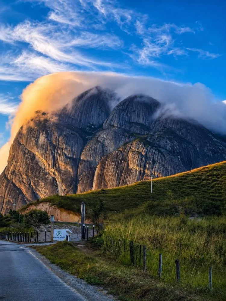 Pedra Baiana, em Nova Belém, Recebe a Primeira Expedição Feminina de Big Wall do Brasil